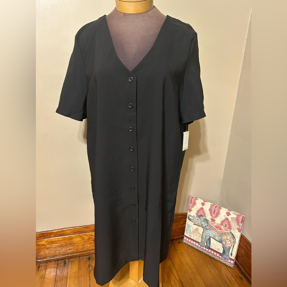 Crescent Drive Oversized Button Down V Neck Dress NWT Size 4X